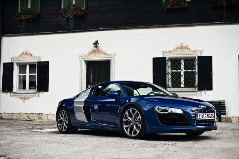 Illustration for article titled Audi R8 V10